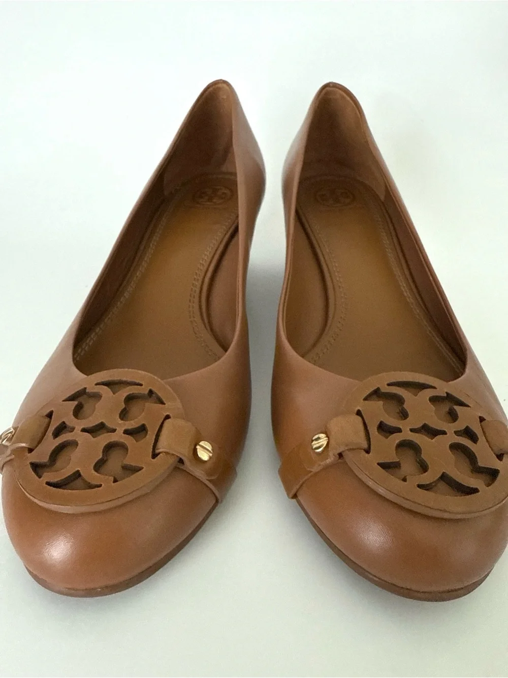 Tory Burch Logo Wedge Heel Shoes Pumps